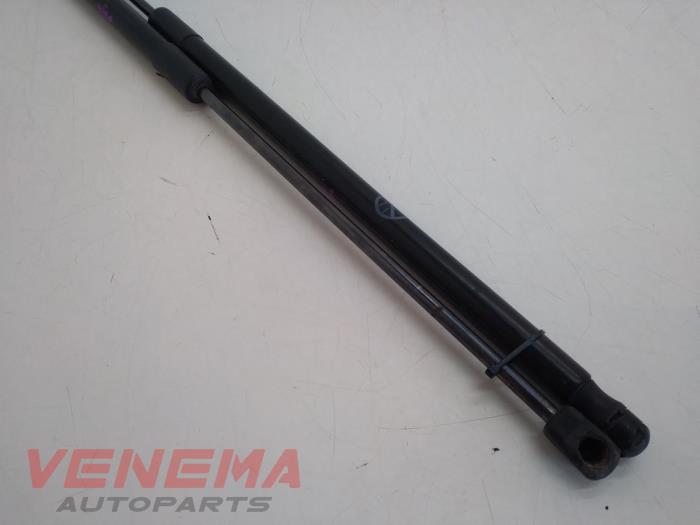 Set of tailgate gas struts from a Ford C-Max (DXA) 1.6 SCTi 16V 2013