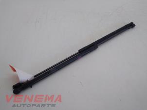 Used Set of tailgate gas struts Ford C-Max (DXA) 1.6 SCTi 16V Price € 24,99 Margin scheme offered by Venema Autoparts