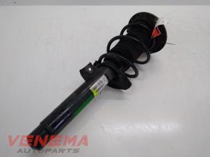 Used Fronts shock absorber, left BMW 1 serie (F20) 116d 1.6 16V Efficient Dynamics Price € 124,99 Margin scheme offered by Venema Autoparts