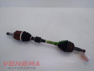 Used Front drive shaft, left Renault Kadjar (RFEH) 1.2 Energy TCE 130 Price € 149,99 Margin scheme offered by Venema Autoparts
