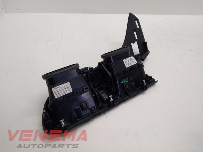 Luftgitter Armaturenbrett Renault Kadjar 1.2 Energy TCE 130  