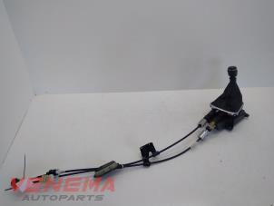 Used Gear-change mechanism Renault Kadjar (RFEH) 1.2 Energy TCE 130 Price € 59,99 Margin scheme offered by Venema Autoparts