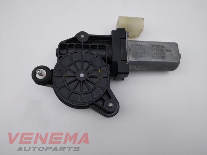 Door window regulator with motor