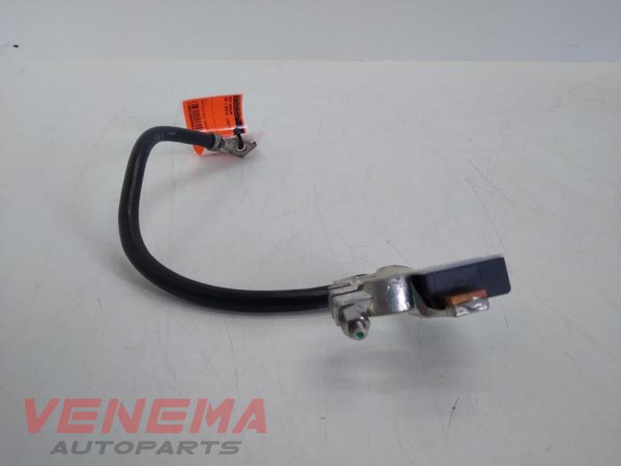Battery sensor from a BMW 1 serie (F20) 116d 1.6 16V Efficient Dynamics 2014