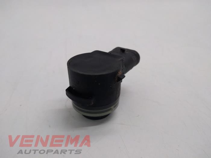 Usados Sensor PDC Audi A5 Sportback (F5A/F5F) 2.0 40 TFSI g-tron 16V Precio € 9,99 Norma de margen ofrecido por Venema Autoparts