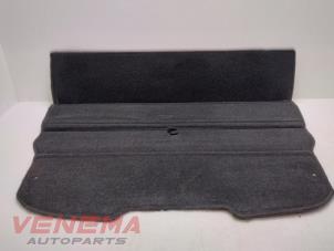Używane Plyta podlogowa bagaznika Ford Fiesta 6 (JA8) 1.4 TDCi Cena € 59,99 Procedura marży oferowane przez Venema Autoparts