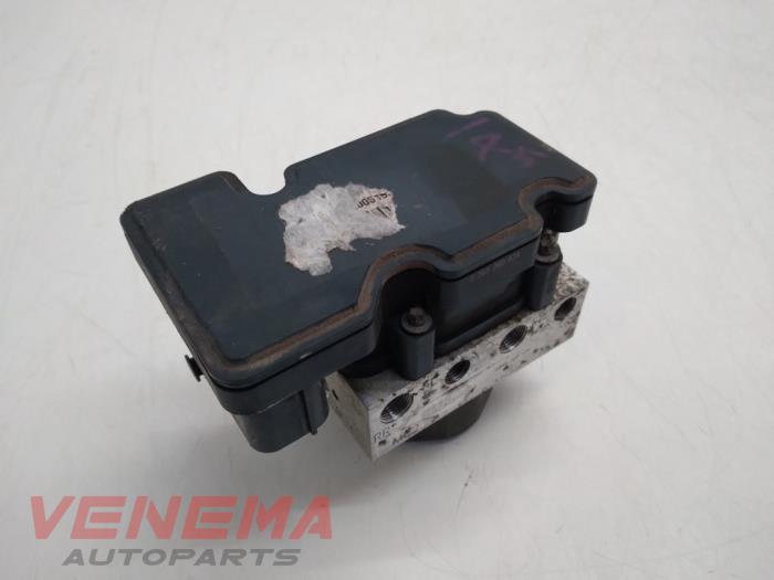 Usagé Bloc ABS Fiat Panda (312) 1.2 69 Prix € 99,99 Règlement à la marge proposé par Venema Autoparts
