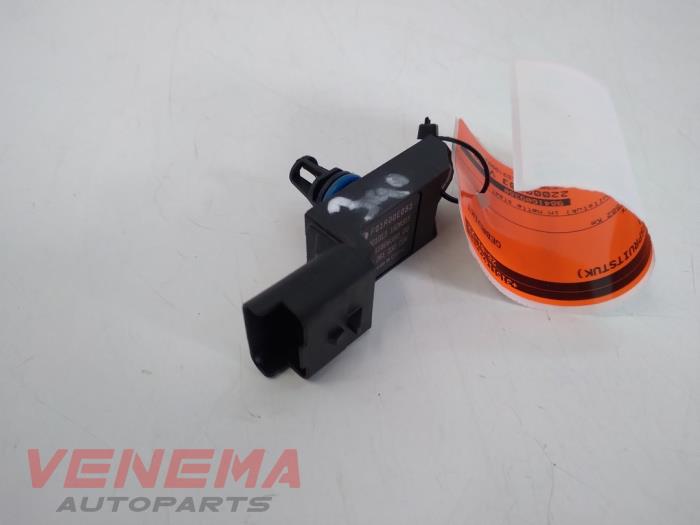 Begagnade MAP-sensor (insugsrör) Peugeot 5008 II (M4/MC/MJ/MR) 1.2 12V e-THP PureTech 130 Pris € 14,99 Marginaltabell erbjuds av Venema Autoparts