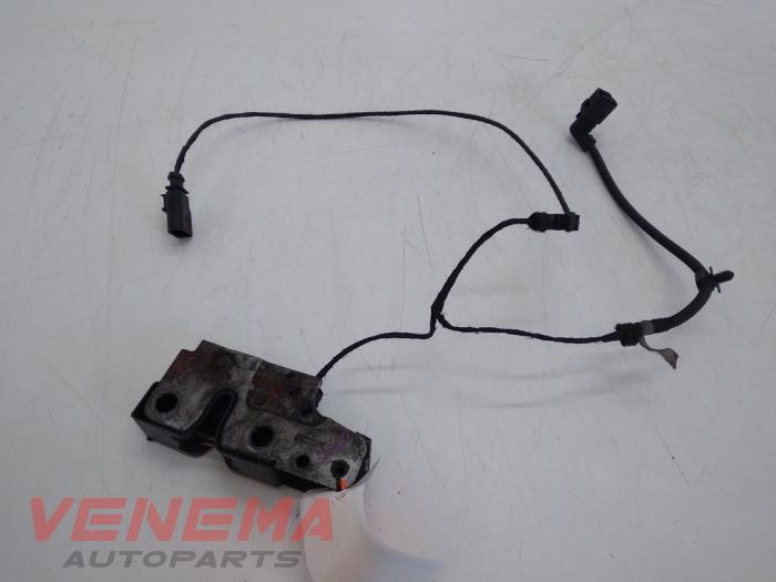 Volkswagen Passat Bonnet lock mechanisms stock | ProxyParts.com