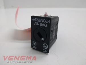 Used Airbag switch Seat Ibiza V (KJB) 1.0 TSI 12V Price € 9,99 Margin scheme offered by Venema Autoparts