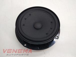 Used Speaker Volkswagen Golf VII (AUA) 2.0 GTI 16V Performance Package Price € 14,99 Margin scheme offered by Venema Autoparts