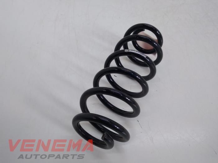 Rear coil spring Volkswagen Golf VII 2.0 GTI 16V Performance Package ...