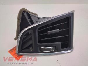 Usados Rejilla de aire de salpicadero Ford C-Max (DXA) 1.6 SCTi 16V Precio € 24,99 Norma de margen ofrecido por Venema Autoparts