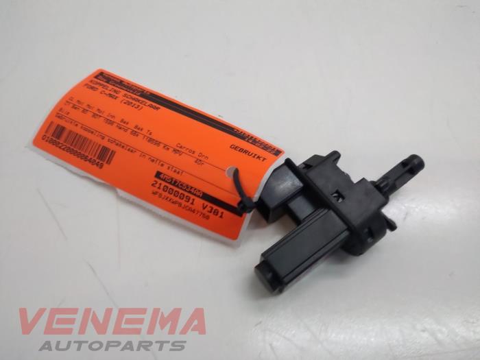 Begagnade Kopplingsspak Ford C-Max (DXA) 1.6 SCTi 16V Pris € 9,99 Marginaltabell erbjuds av Venema Autoparts