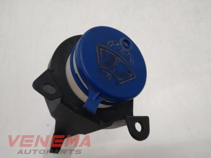 Front windscreen washer reservoir from a Ford C-Max (DXA) 1.6 SCTi 16V 2013
