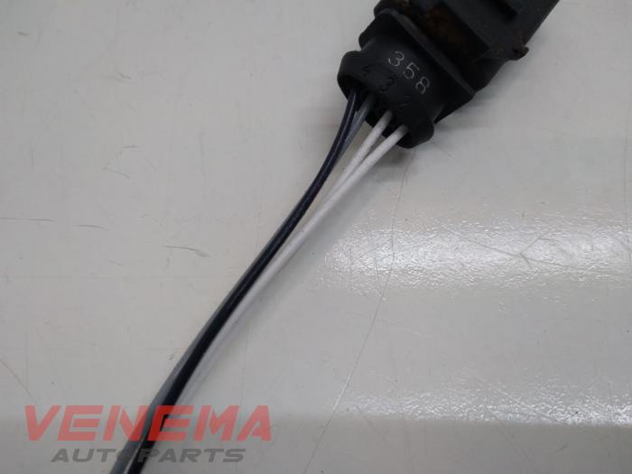 Lambda probe from a Volkswagen Polo V (6R) 1.2 TSI 2012