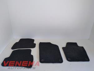 Used Set of mats Volkswagen Polo V (6R) 1.2 TSI Price € 39,99 Margin scheme offered by Venema Autoparts