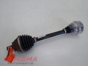 Used Front drive shaft, left Seat Leon (5FB) 1.4 TSI 16V Price € 124,99 Margin scheme offered by Venema Autoparts
