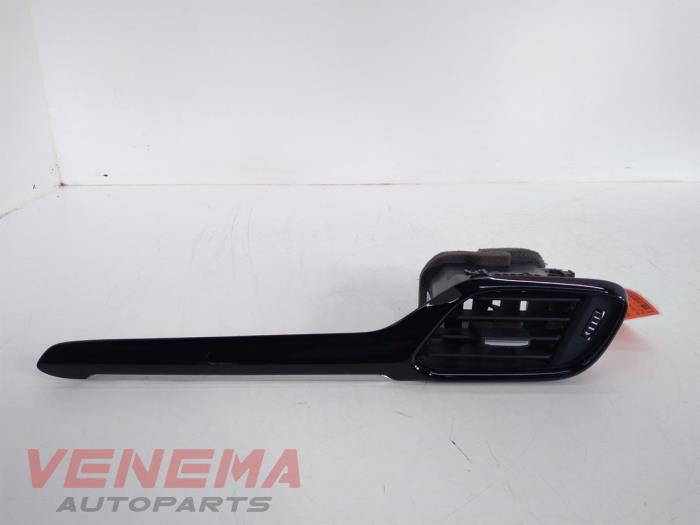 Dashboard vent from a Ford Fiesta 7 1.0 EcoBoost 12V 2021