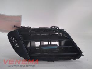 Used Dashboard vent Ford Fiesta 7 1.0 EcoBoost 12V Price € 24,99 Margin scheme offered by Venema Autoparts