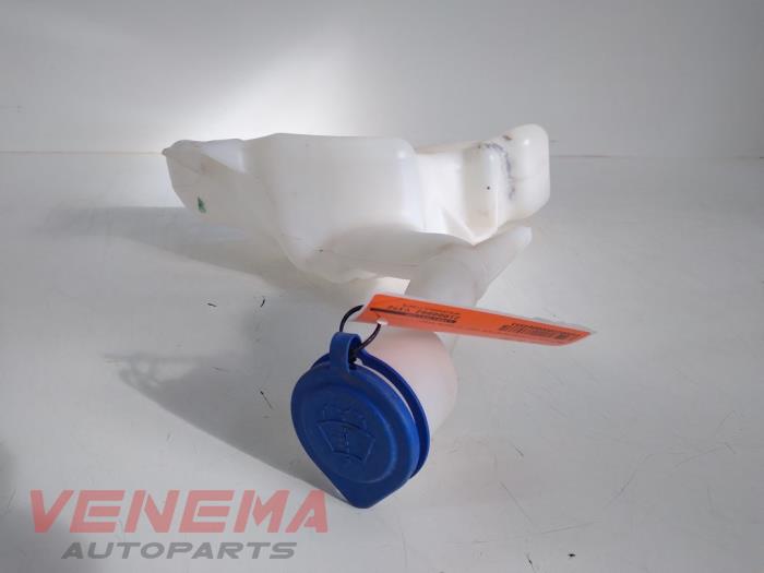 Front windscreen washer reservoir from a Ford Fiesta 7 1.0 EcoBoost 12V 2021