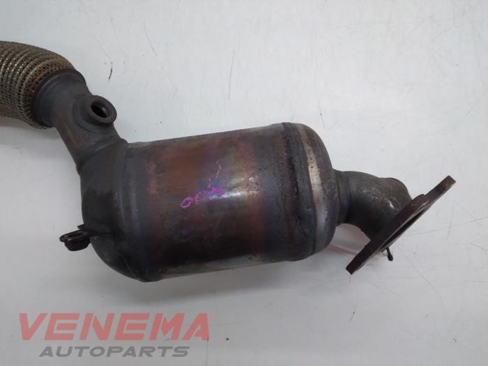 Catalytic converter from a Volkswagen Polo VI (AW1) 1.0 12V BlueMotion Technology 2019
