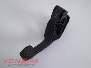 Used Clutch pedal Volkswagen Polo VI (AW1) 1.0 12V BlueMotion Technology Price € 59,99 Margin scheme offered by Venema Autoparts