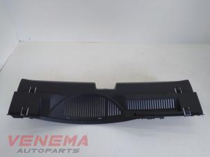 Used Luggage compartment trim Volkswagen Polo VI (AW1) 1.0 12V BlueMotion Technology Price € 29,99 Margin scheme offered by Venema Autoparts
