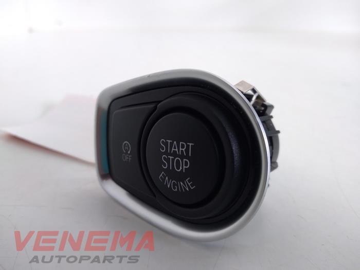 Commande start/stop d'un BMW X1 (F48) sDrive 18d 2.0 16V 2020