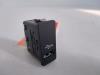 BMW X1 (F48) sDrive 18d 2.0 16V USB-kontakt