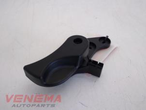 Used Hood lever BMW X1 (F48) sDrive 18d 2.0 16V Price € 14,99 Margin scheme offered by Venema Autoparts
