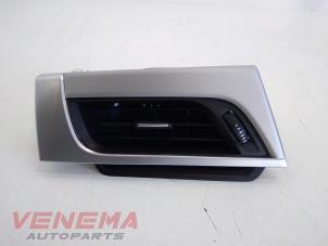 Used Dashboard vent BMW X1 (F48) sDrive 18d 2.0 16V Price € 29,99 Margin scheme offered by Venema Autoparts