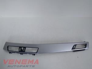 Used Dashboard decoration strip BMW X1 (F48) sDrive 18d 2.0 16V Price € 79,99 Margin scheme offered by Venema Autoparts