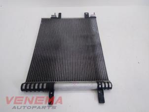 Klima Kondensor van een Peugeot 5008 II (M4/MC/MJ/MR) 1.2 12V e-THP PureTech 130 2021