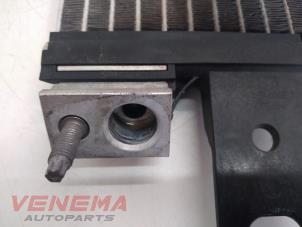 Klima Kondensor van een Peugeot 5008 II (M4/MC/MJ/MR) 1.2 12V e-THP PureTech 130 2021