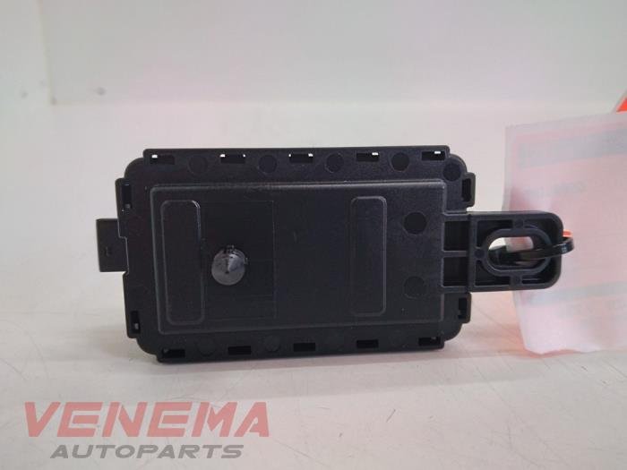Alarm module from a BMW 1 serie (F20) 116i 1.6 16V 2013