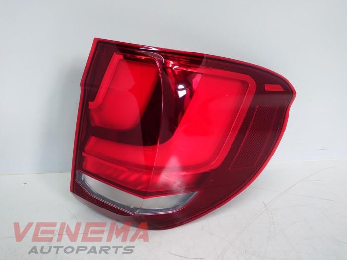 Taillights, right with part number 729010010 stock