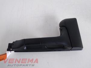 Used Sliding door handle, right Mercedes Vito (447.6) 1.6 111 CDI 16V Price € 29,99 Margin scheme offered by Venema Autoparts