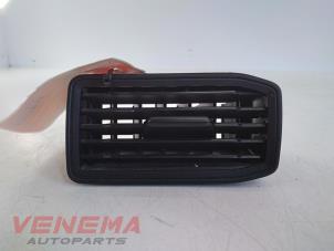 Used Dashboard vent Volkswagen Caddy IV 2.0 TDI 75 Price € 19,99 Margin scheme offered by Venema Autoparts