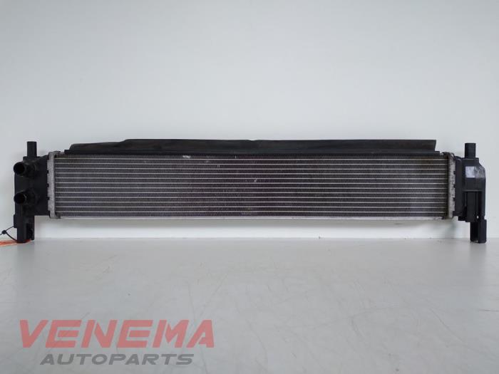Usagé Radiateur Volkswagen Golf VII Variant (AUVV) 1.6 TDI 4Motion 16V Prix € 49,99 Règlement à la marge proposé par Venema Autoparts