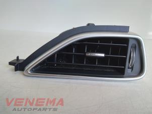 Used Dashboard vent Jaguar F-Pace 3.0 D 24V AWD Price € 69,99 Margin scheme offered by Venema Autoparts