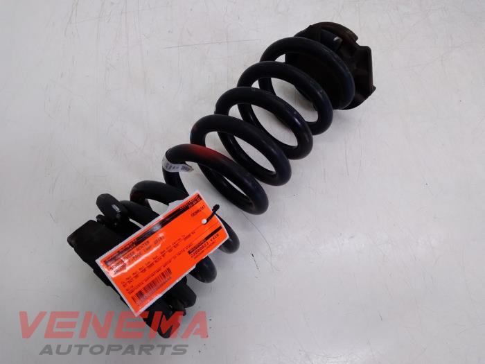 Rear coil spring from a Jaguar F-Pace 3.0 D 24V AWD 2018