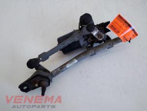 Gebrauchte Scheibenwischermotor + Mechanik Toyota Aygo (B10) 1.0 12V VVT-i Preis € 19,99 Margenregelung angeboten von Venema Autoparts