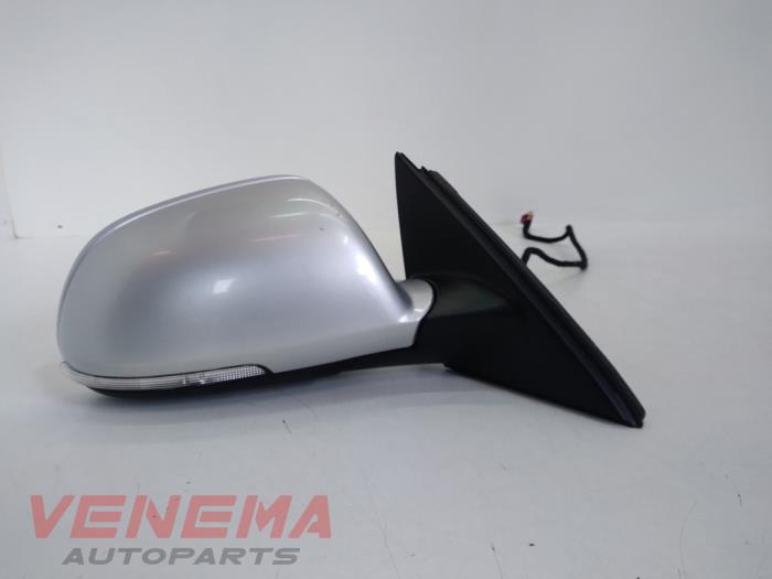 Skoda Superb Wing mirrors, right stock