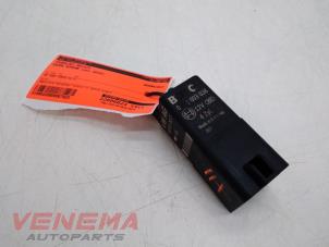 Used Glow plug relay Skoda Superb Combi (3TAC/TAF) 1.6 TDI Price € 9,99 Margin scheme offered by Venema Autoparts