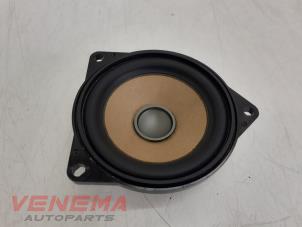 Used Speaker BMW 4 serie Gran Coupe (F36) 420i 2.0 Turbo 16V Price € 9,99 Margin scheme offered by Venema Autoparts