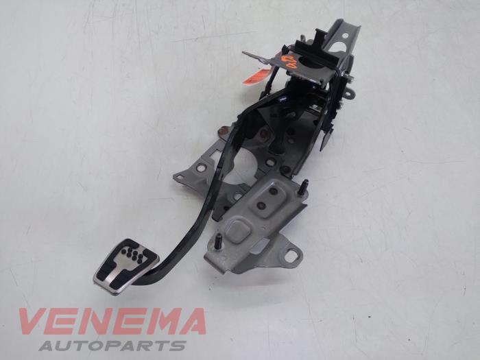 Używane Pedal hamulca Ford Fiesta 7 1.0 EcoBoost 12V Cena € 29,99 Procedura marży oferowane przez Venema Autoparts
