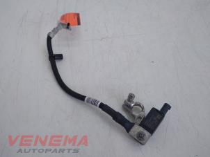 Used Battery pole Ford Fiesta 7 1.0 EcoBoost 12V Price € 29,99 Margin scheme offered by Venema Autoparts