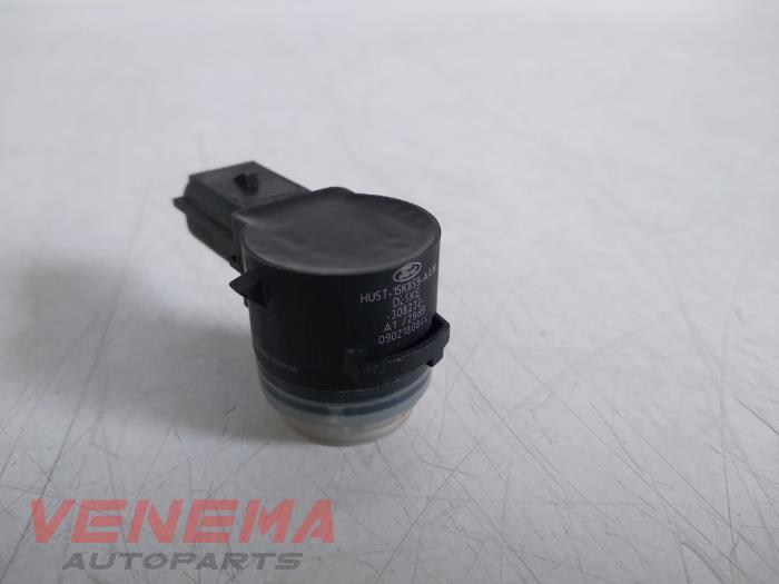 Usados Sensor PDC Ford Fiesta 7 1.0 EcoBoost 12V Precio € 14,99 Norma de margen ofrecido por Venema Autoparts