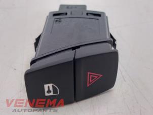 Used Panic lighting switch BMW 4 serie Gran Coupe (F36) 430d 3.0 24V Price € 9,99 Margin scheme offered by Venema Autoparts